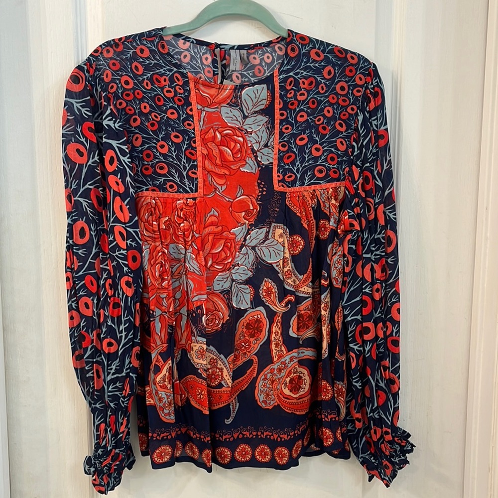 NWT Bl-nk London Top